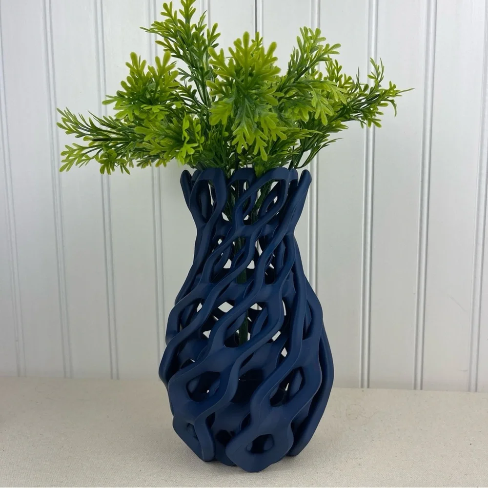 Sculptural Vase, Chain Vase, Wavy Openwork Decorative Vase